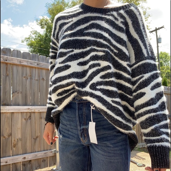 Zebra print sparkly sweater. Oversized. Super cute. Size medium - Picture 1 of 3